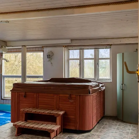 Pool House With Space For Relaxation