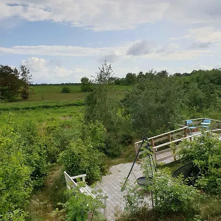 Pool House With Space For Relaxation Nyaraló