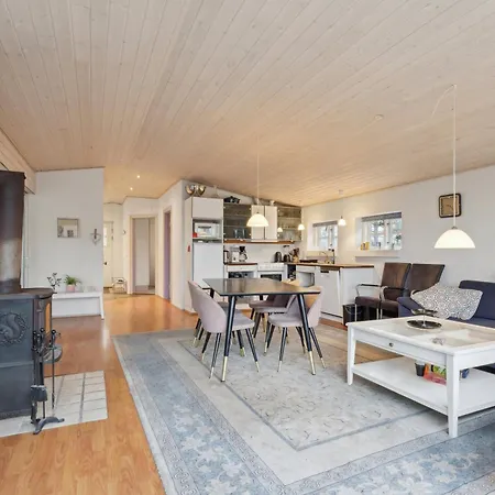 度假居 Pool House With Space For Relaxation